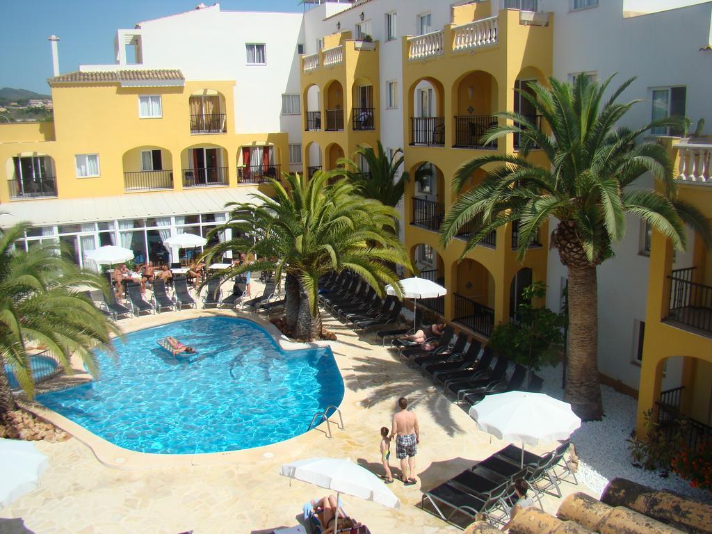 Club Simo Aparthotel Cala Millor  Exterior photo